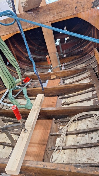 p143-nwe-kielbalk-van-bovenaf-gezien-neusrichting p143-nwe-kielbalk-van-bovenaf-gezien-neusrichting